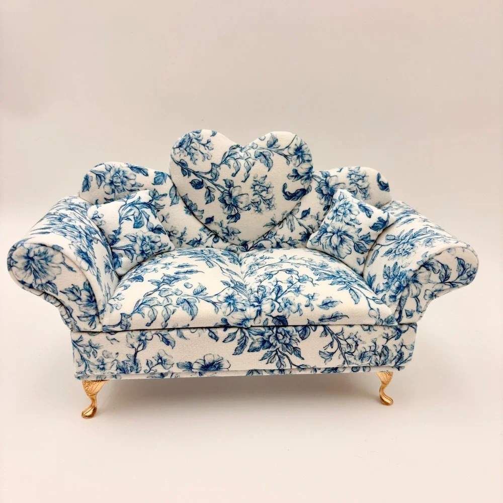Blue White Floral Toile Sofa Jewelry Box‎ Heart Back Miniature Couch Mothers Day